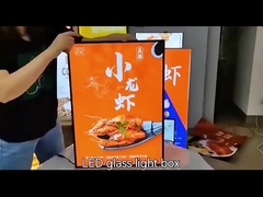 Já alguma vez viu uma caixa de luz com uma espessura tão fina, tão leve e brilho uniforme?